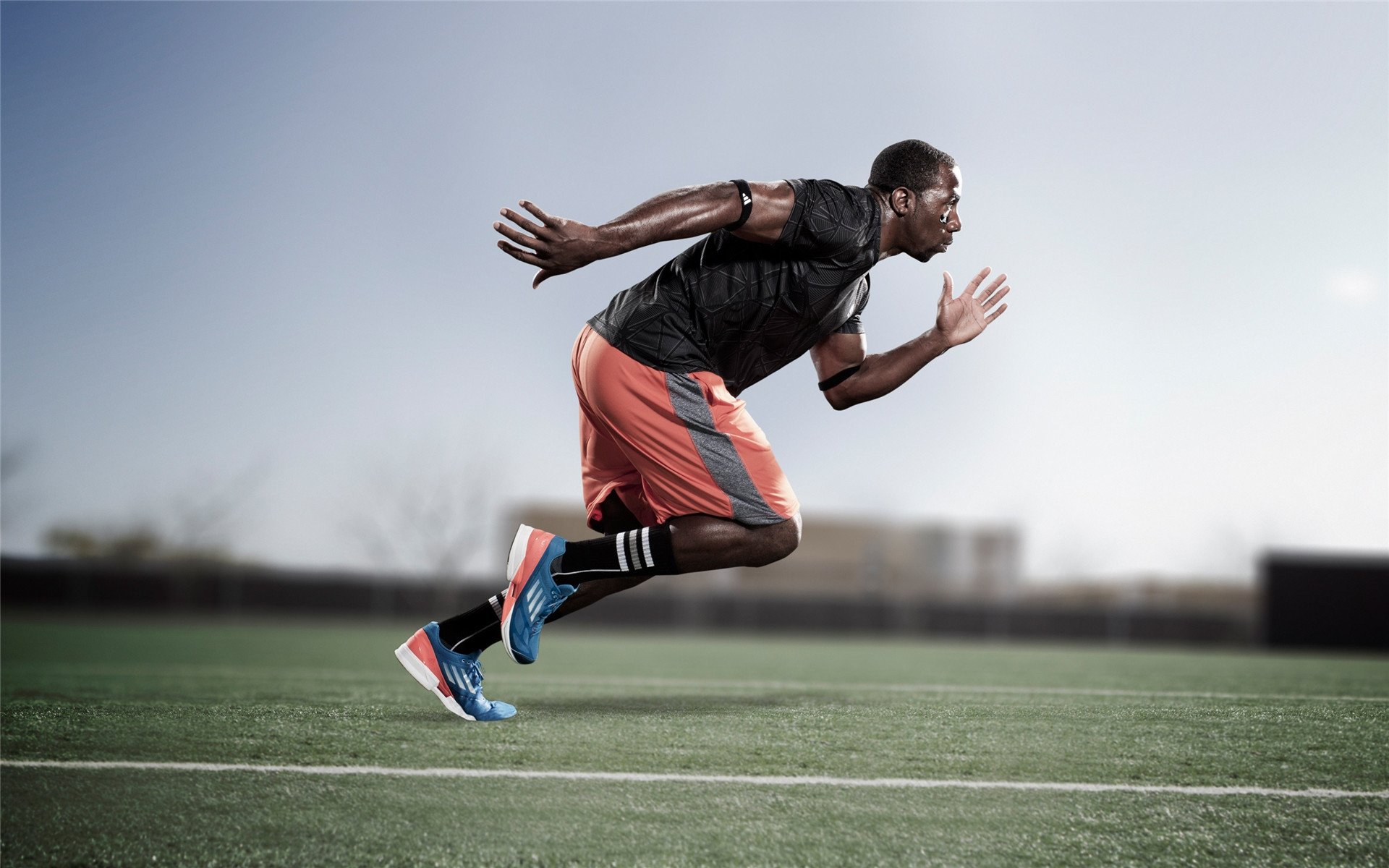 裁判团队协作提升判罚准确率,裁判组工作